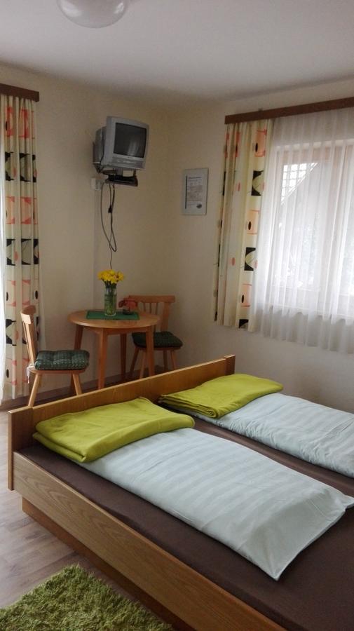 Pension Barzaunerhof Fresach Esterno foto