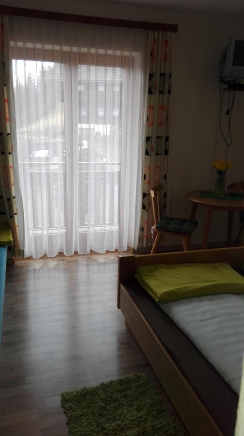 Pension Barzaunerhof Fresach Esterno foto